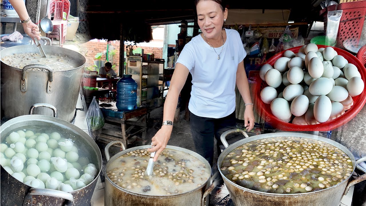 Độc Đáo Cháo Huyết Hột Vịt Lộn 10K Hơn 20 Năm Nổi Tiếng TP. Bến Cát Bình Dương