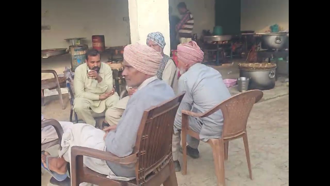 ਜਿਉਣਾ ਮੋੜ, ਸੁਰਿੰਦਰ ਛਿੰਦਾ, ਪਿੰਡ ਝੰਡੇਆਣਾ, ਫਿਰੋਜਪੁਰ ਨੇੜੇ ਵਿਆਹ ਤੇ 40 ਸਾਲ ਪਹਿਲਾ ਵਾਲਾ ਮੰਜੇ ਜੋੜਕੇ ਸਪੀਕਰ 