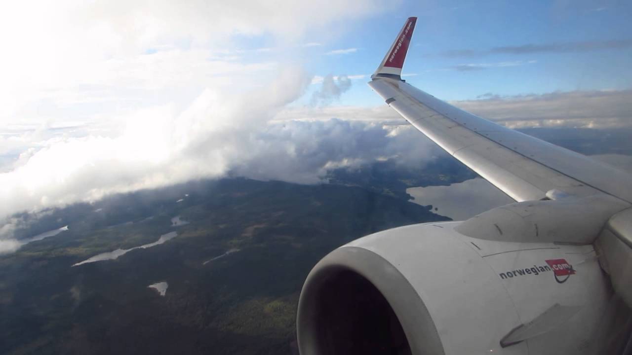 [WELCOME TO NORGE] Norwegian Boeing 737 Scenic Approach, Landing and Taxi at Oslo Gardermoen Intl.