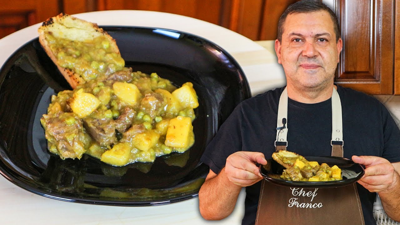 SPEZZATINO con PATATE e PISELLI - Ricetta FACILE e BUONISSIMA