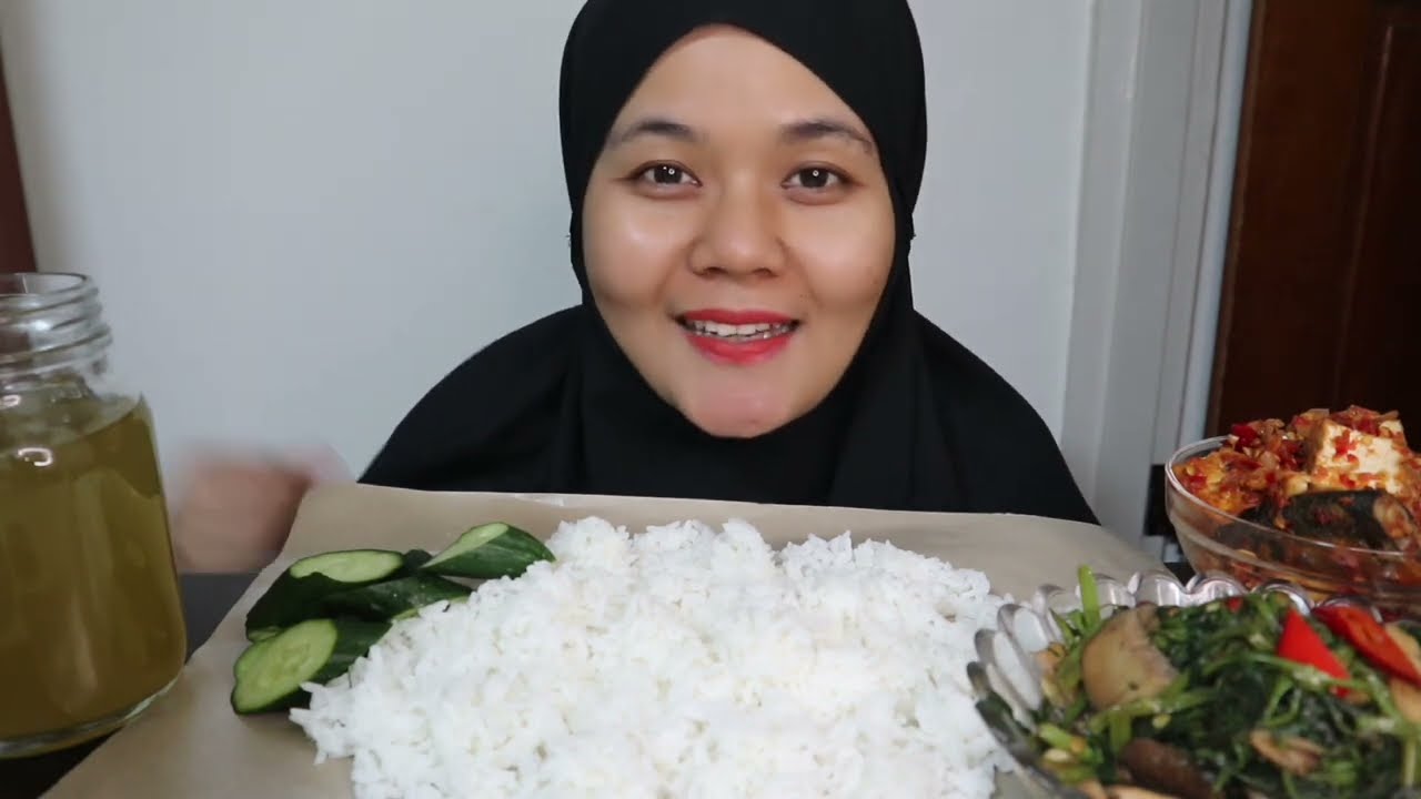 MUKBANG SAMBAL IKAN ASIN PLUS TUMIS KANGKUNG