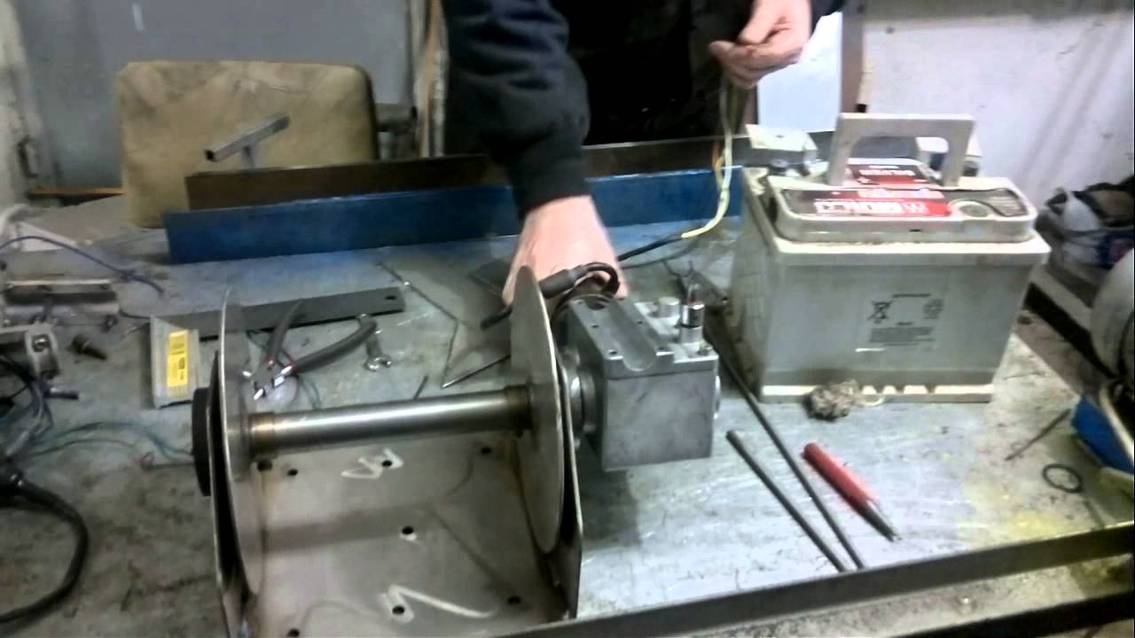 Boat anchor winch  (Tekne çapa ırgatı)