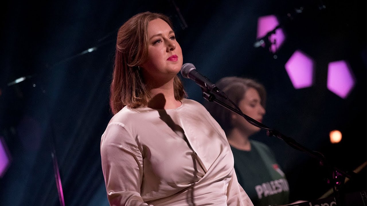 Live hos Lindmo: Razika - «En sjanse til»