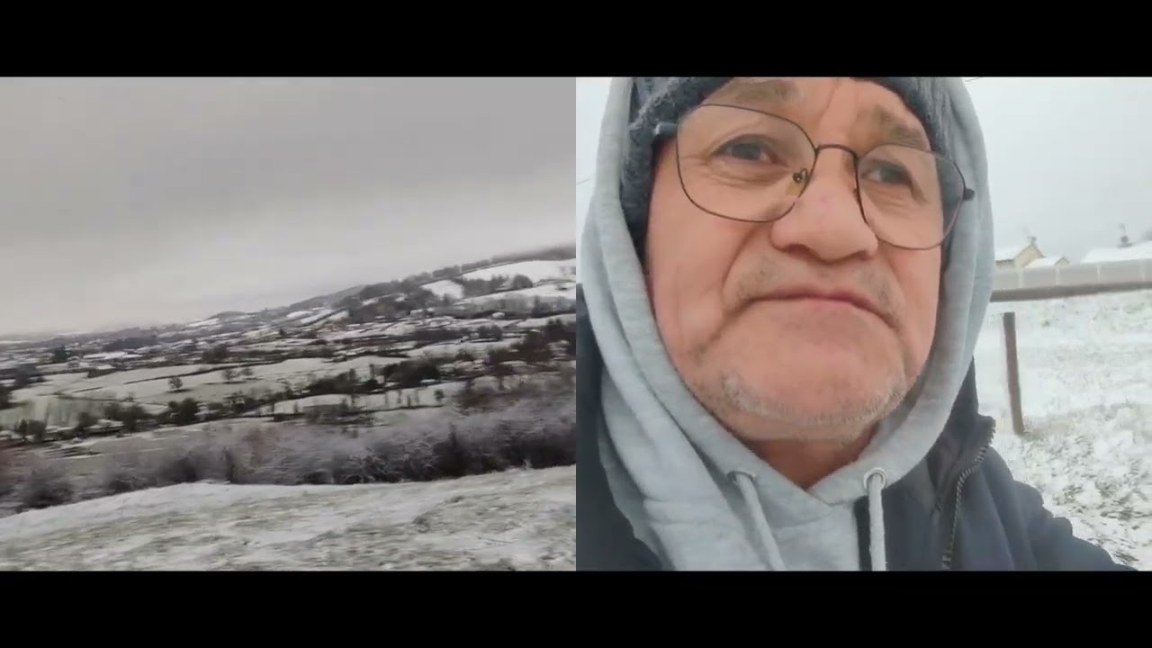 درود و سلام بر دوستان عزیزم. یک روز به و برفی برای دوستان. دوستان لایک و سبسکرایب کنید.