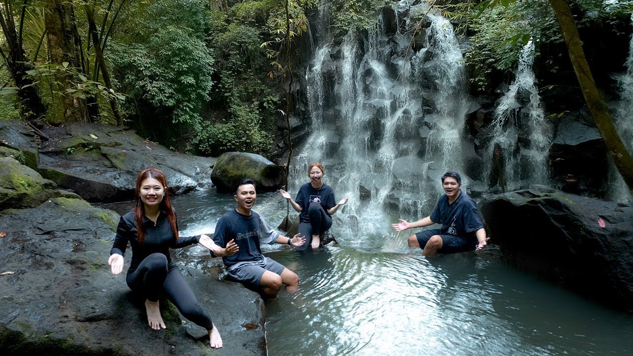 SERU-SERUAN DI AIR TERJUN DAN MAINAN AIR DI SUNGAI!!
