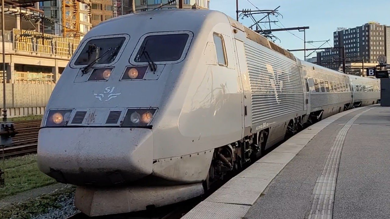 Københavns Hovedbanegård Oktober 2023 del 2 - part 2