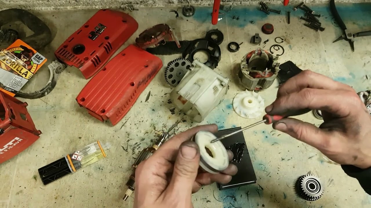 How to repair a Hilti TE905 hammer that starts up but will not keep running.