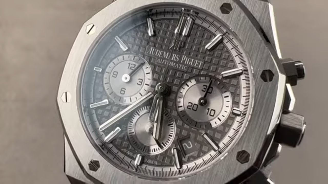 Audemars Piguet Royal Oak Chronograph 26315ST.OO.1256ST.02 - Ruthenium Dial Hands-On Review