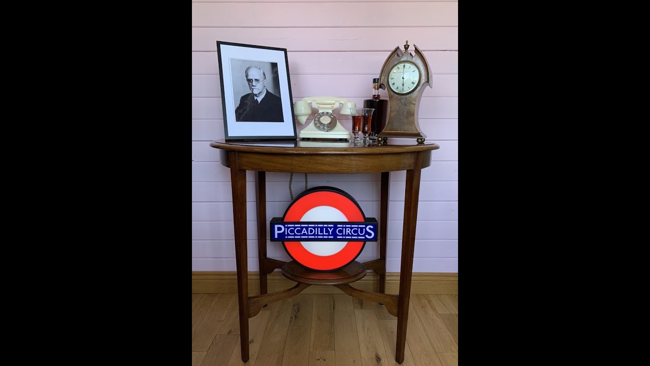 Hidden London Hangouts Episode 9 - Piccadilly Circus
