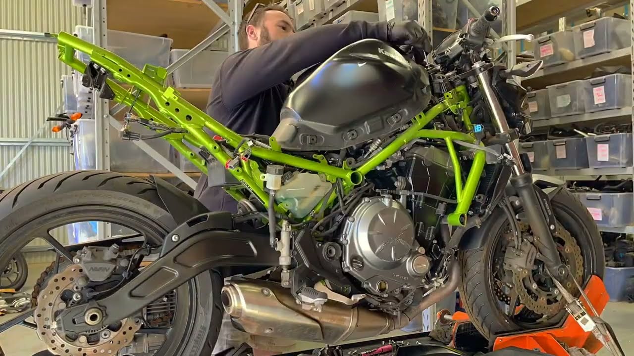 Kawasaki Z650 ER650H ER650 2017 full dismantle time-lapse