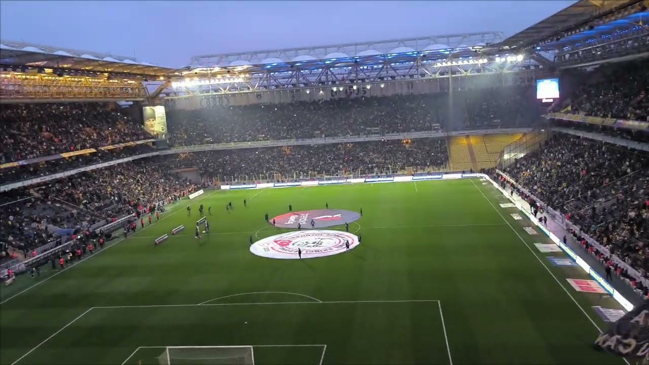 Fenerbahçe 3 - 1 Kasımpaşa | Yeni ışıklandırma sistemi ile Yıldız Tilbe ve Müslüm Gürses şarkıları