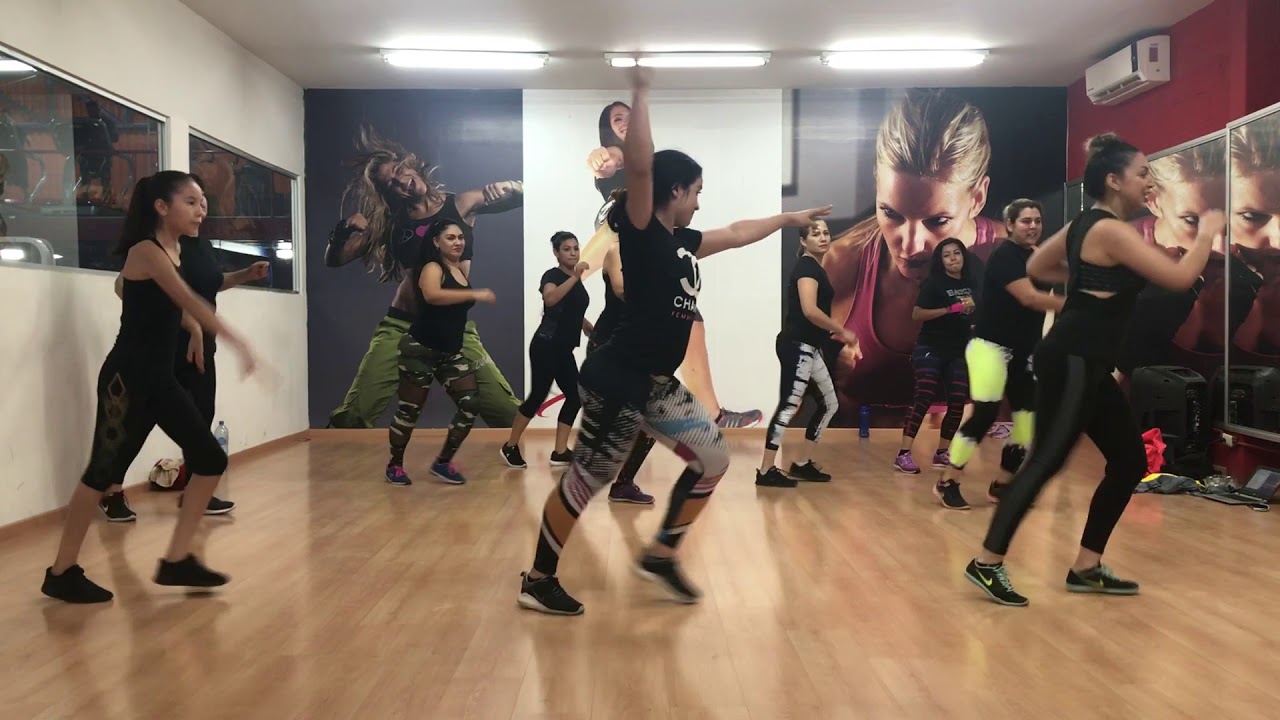 JUANA LA CUBANA remix-Karina tararon