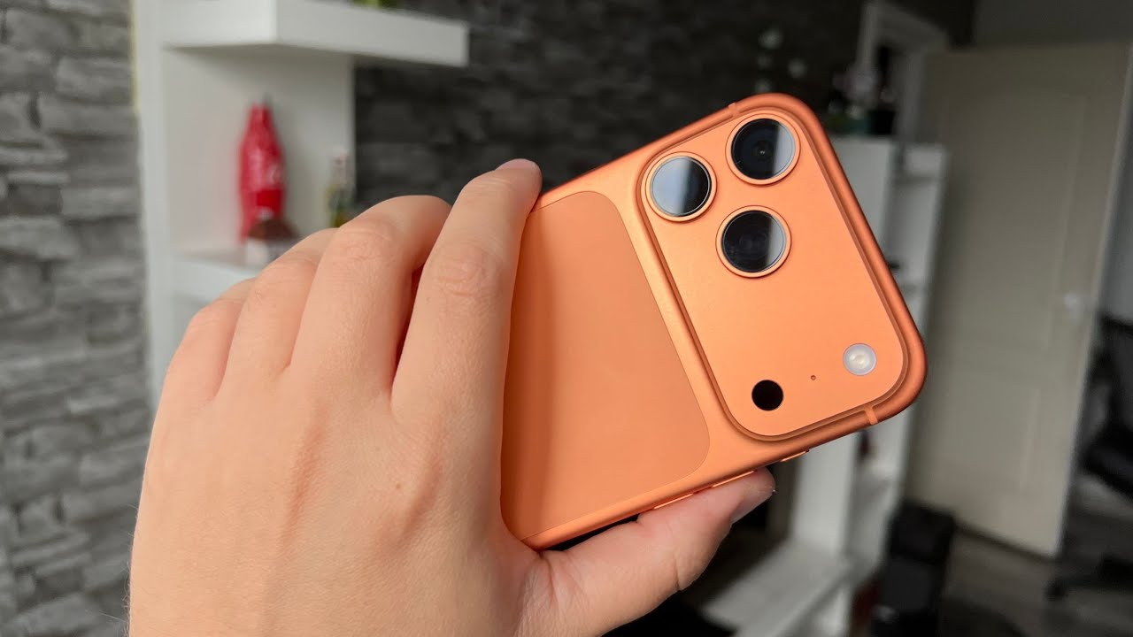Обзор Apple iPhone 17 Pro Max: новый, смелый алюминиевый дизайн, яркий оранжевый цвет и улучшенно...
