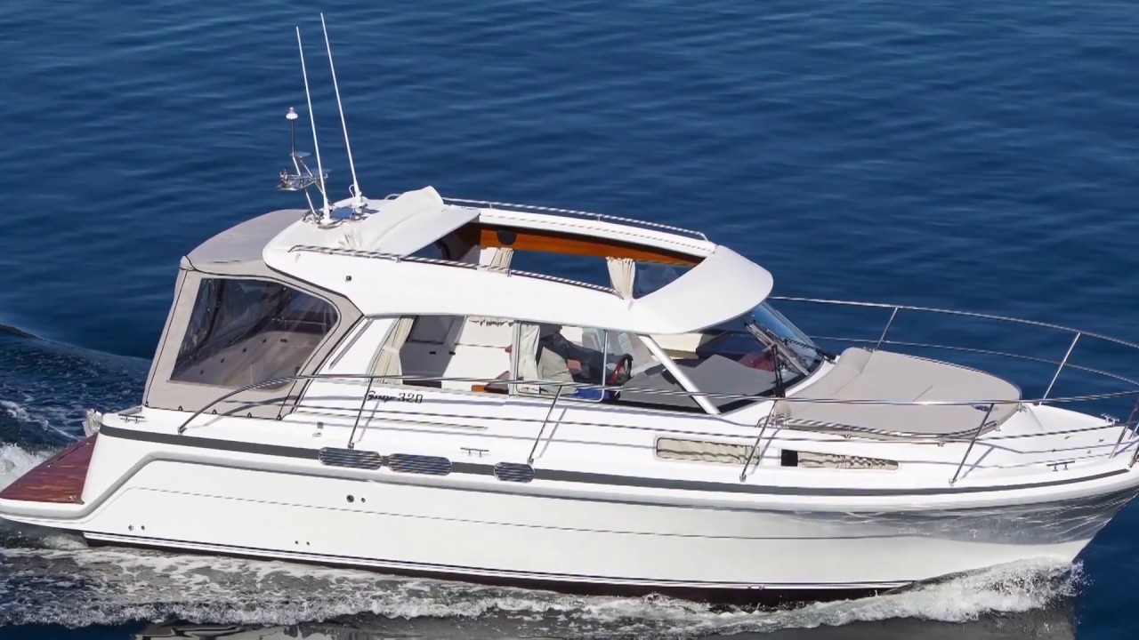 Saga 320 Suntop Motorboot mit elektrischem Verdeck