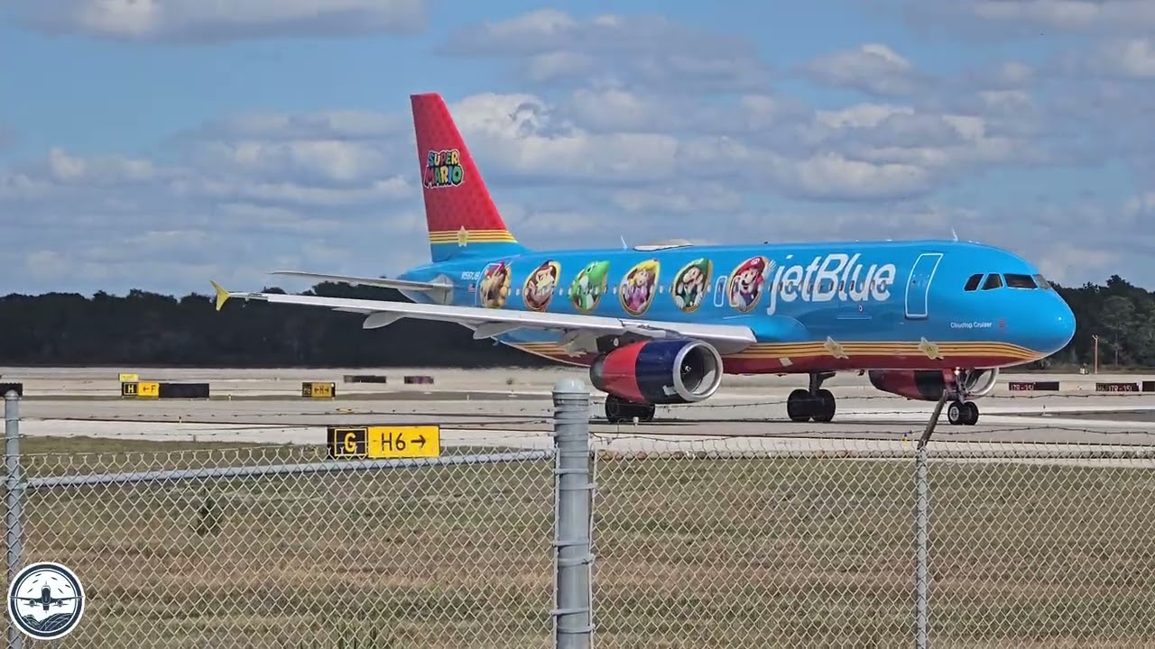 MCO - jetBlue Super Mario livery taxiing at Orlando International Airport 1/23/2026