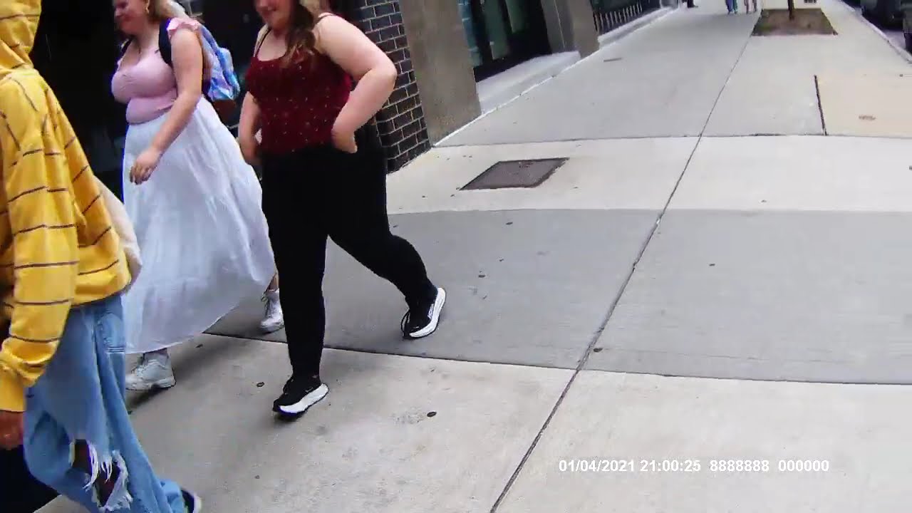 #chicago #scientologycult #walkingby #fakephonepe #chicago #illinois