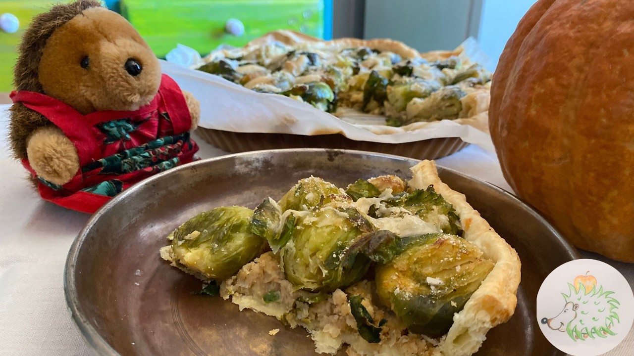Torta salata di ceci e cavoletti di Bruxelles. Quiche semplice e gustosa