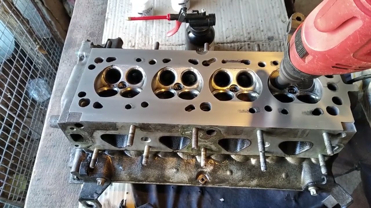 Rectificare scaun supape și supape motor/ Rectification of valve seats and engine valves