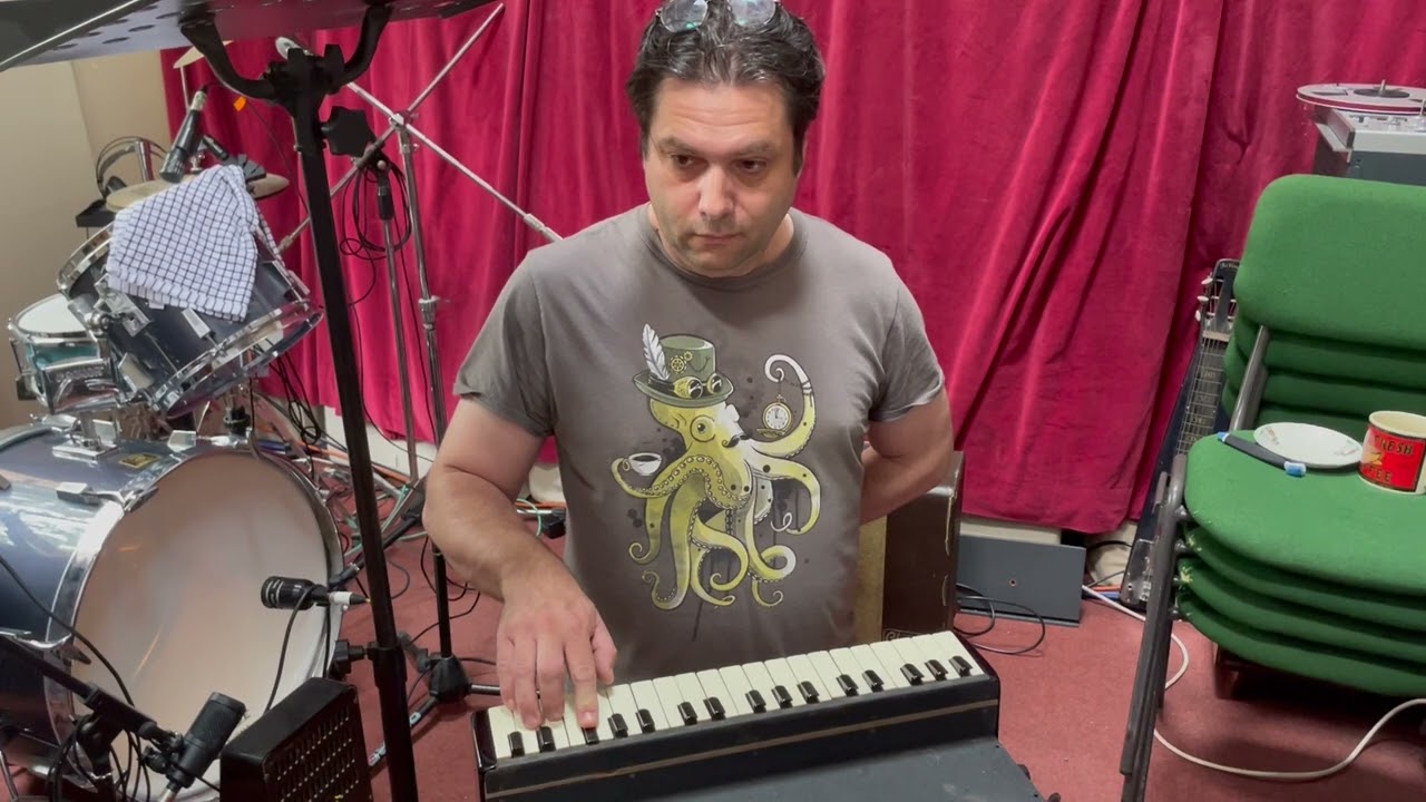 Solo from Del Shannon's Runaway on Clavioline