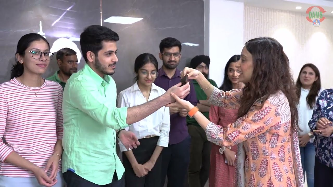 INICET Post results celebrations at DAMS Delhi with The Mentor Duo