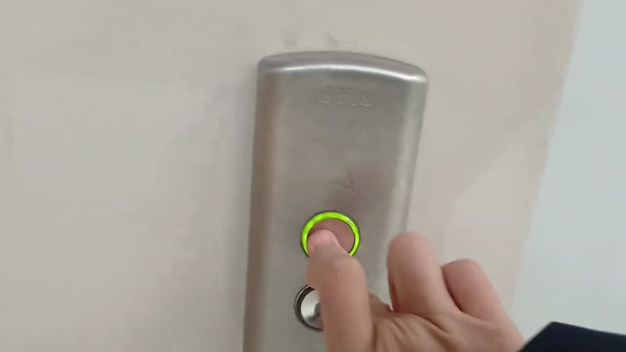 Лифт OTIS 2005 года ТЦ Windsor Вокзальная магистраль 5/1 Новосибирск