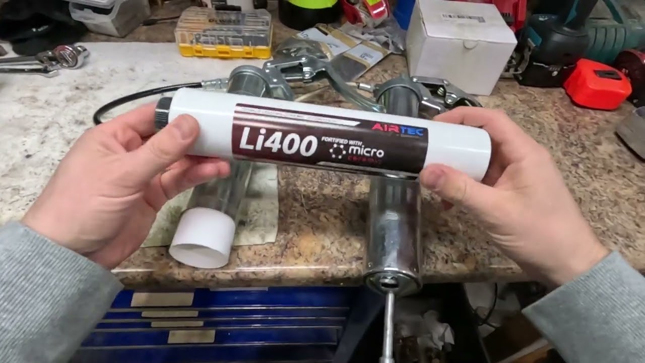 Lube-Shuttle One Hand Grease Gun