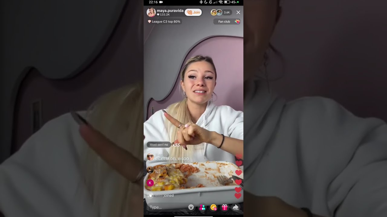 Maya Puravida ha litigato con il Principe? - Live 30/10/2025
