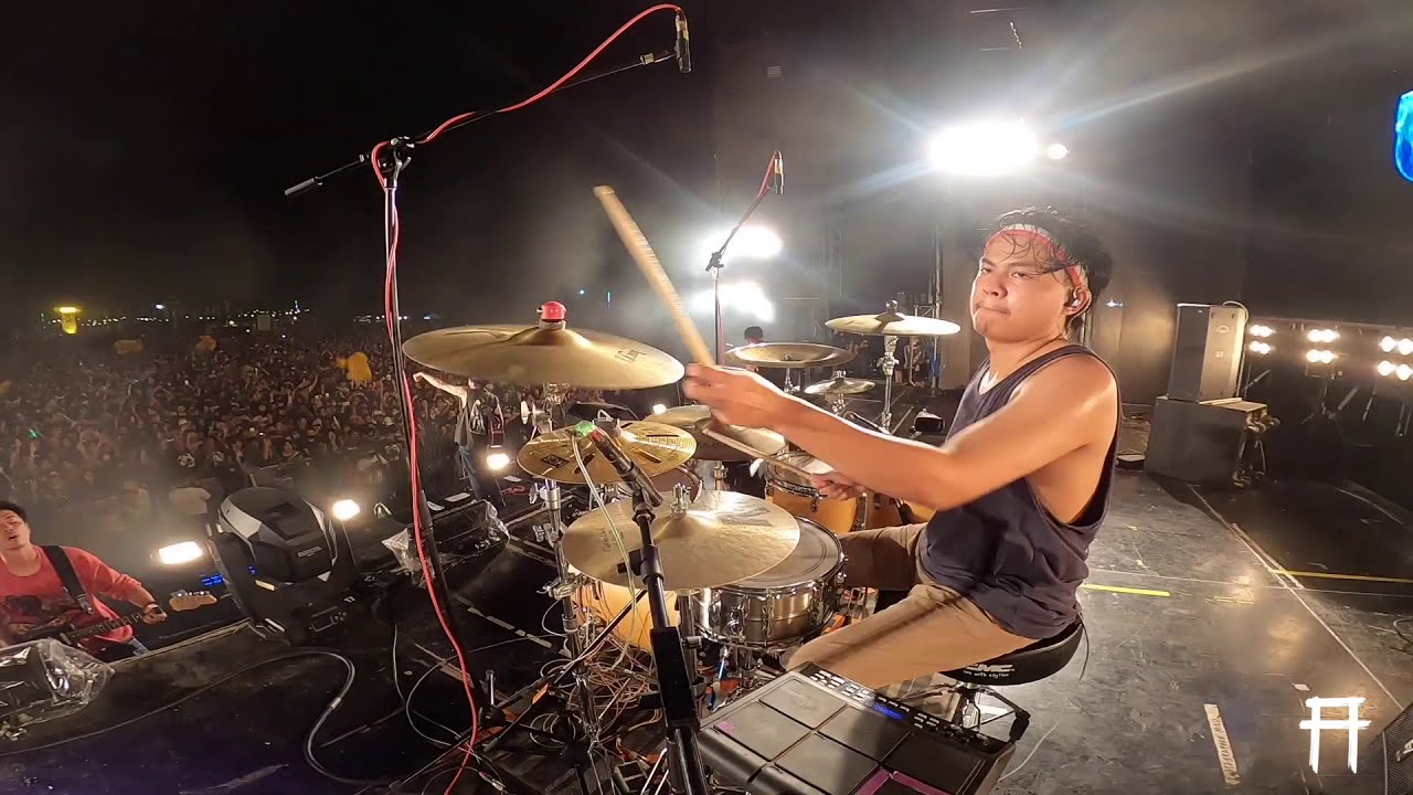 แดงกับเขียว - TaitosmitH Live at Big Mountain Music Festival 2020 (Drums cam)