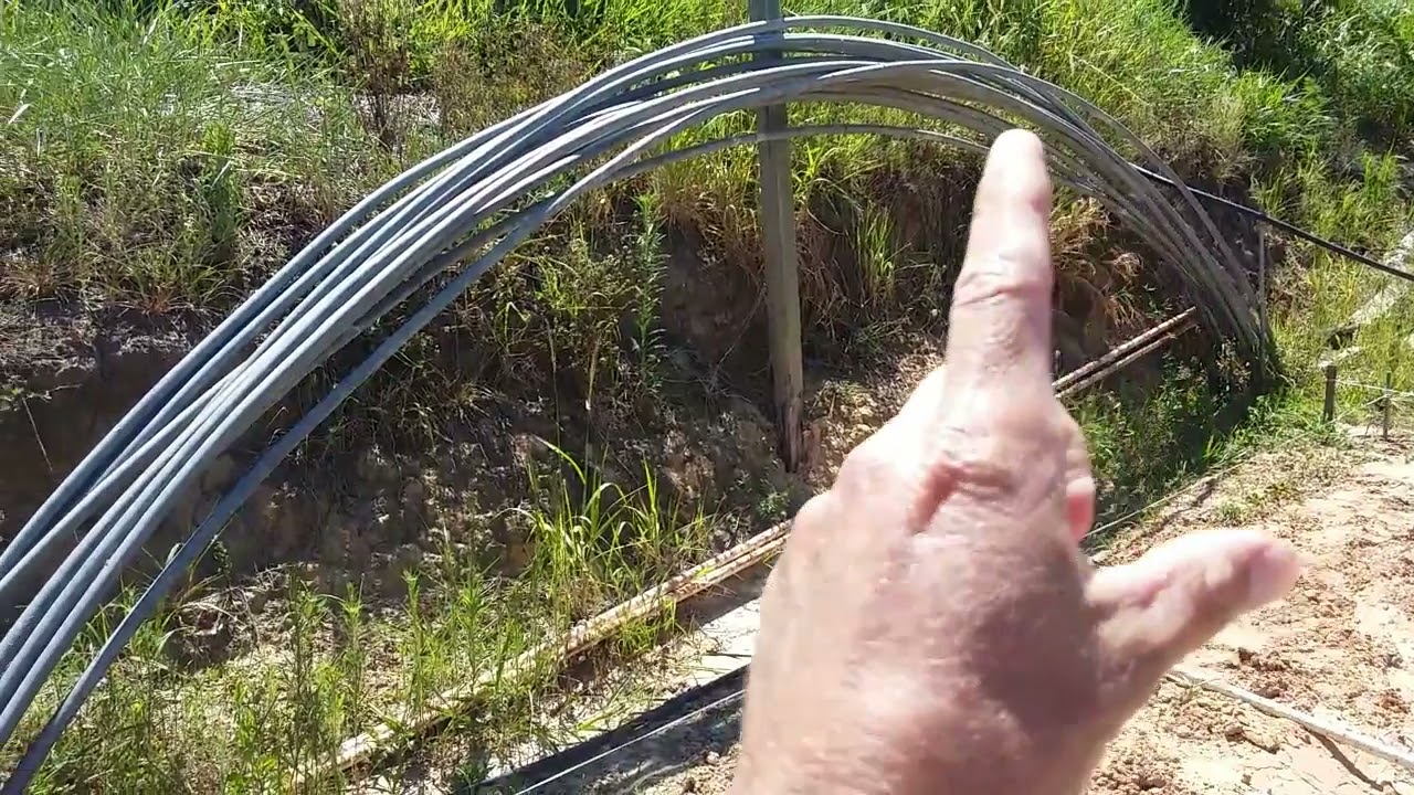 Montagem de Estufa Agrícola em ARCO METÁLICO ( parte 1 )