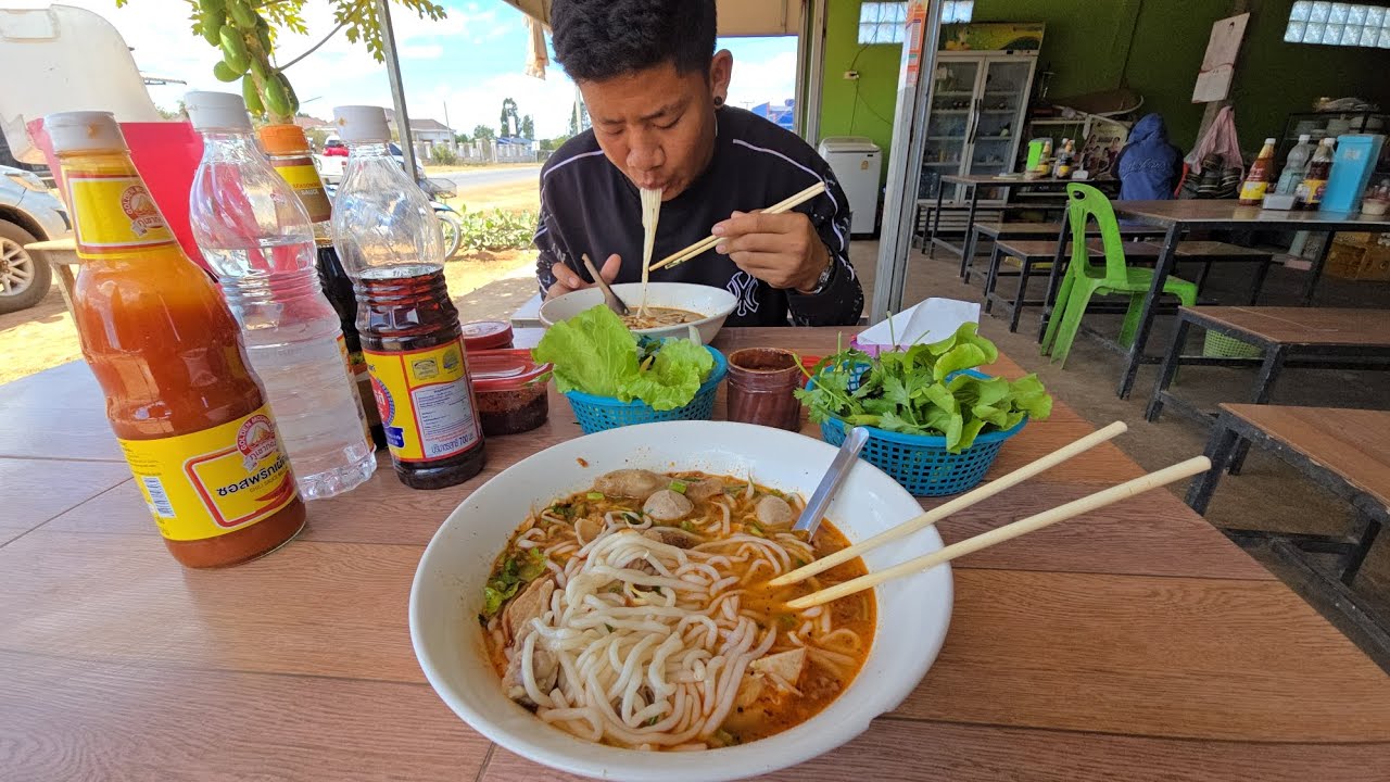 เข้าในเมืองกับบักหรั่ง สั่งก๋วยเตี๋ยว แต่ได้เข้าเปียก 🙄🙄