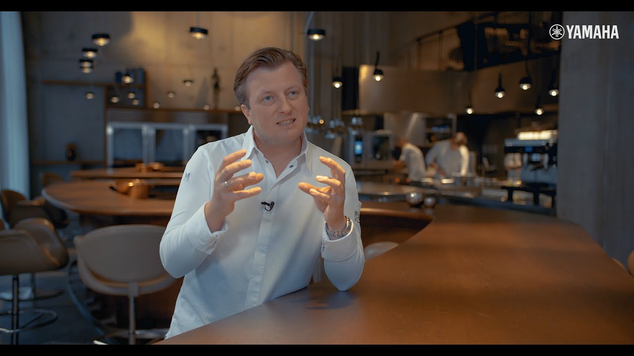 Music To Your Ears: Hamburg -The Table