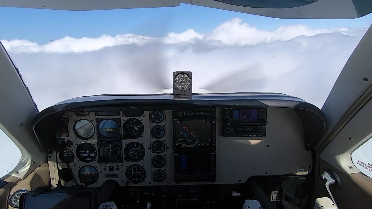 LNAV+V Approach in the Beech Bonanza