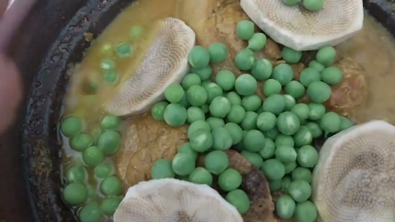طاجين بالقوق وديك رومي كيجي رائع وجميل 👍🏻😋👍🏻😋💯💯