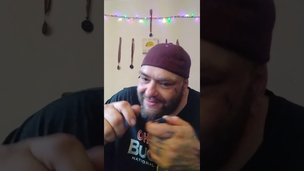 Pineapple Pez Sativa Dominant Hybrid THC Smoke Review #pineapple #pez #sativa