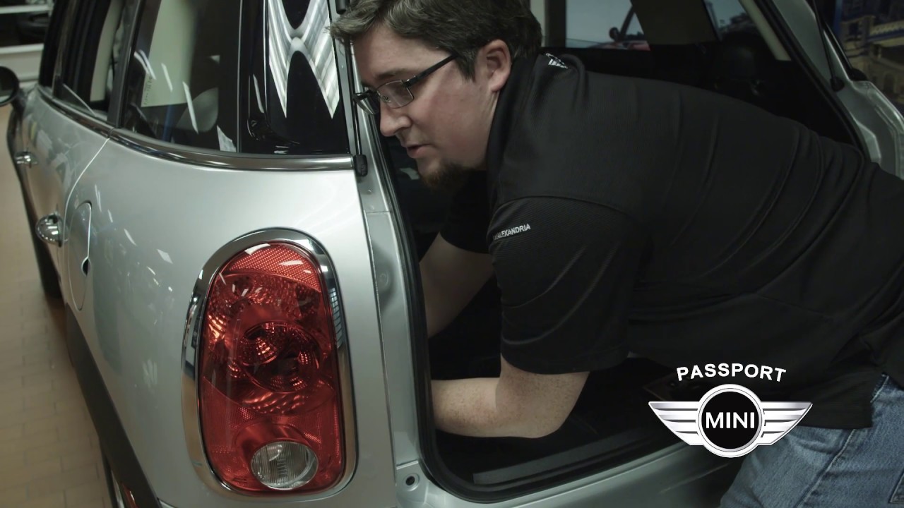 MINI Sessions - How To Install Taillight Kit on a MINI Cooper