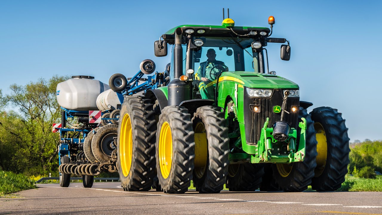 Sejba kukurice 2023 | John Deere 8360R | KINZE 4900