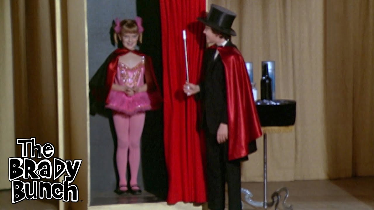 Peter the Great Makes Cindy Brady Disappear in His Magic Act!