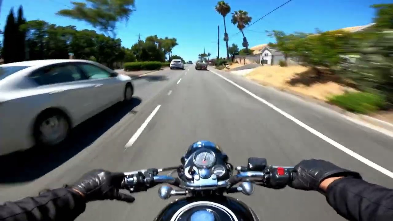 Royal Enfield Bullet 500 | Back on the Road [Pure RAW Sound]