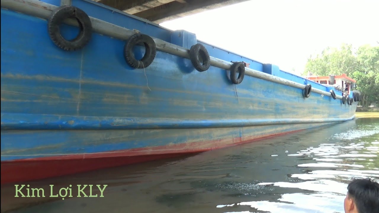 Iron Ship Crossing The Bridge | XA Lan Chui Qua Cầu Quá Kỹ Thuật.