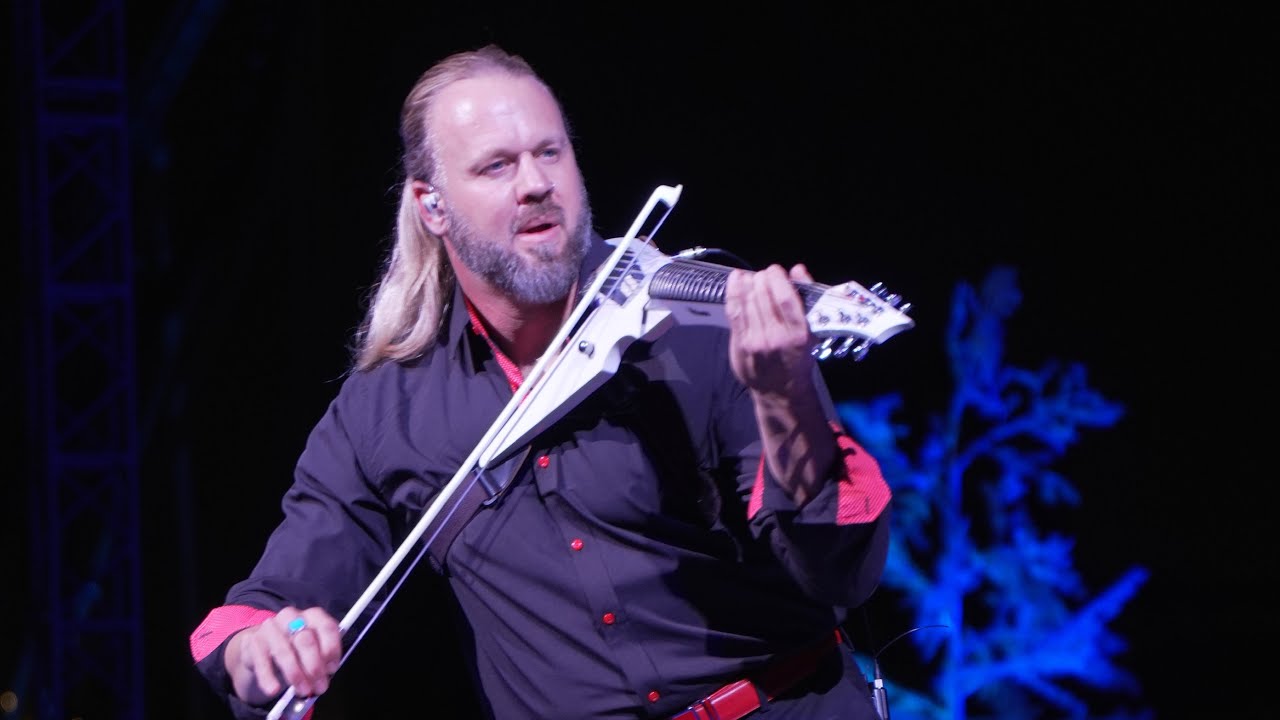 Jared Burnett's Performance Before Winter Wonderland on Ice at SeaWorld Orlando