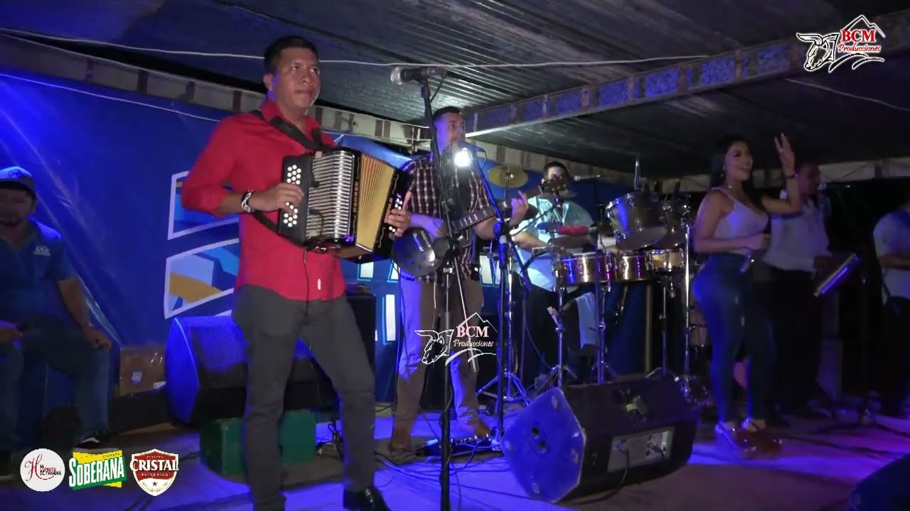 Los Montañeros en Fiesta de Titi Moreno y flia. en El Guayabito de Ocú 12 junio de 2023.