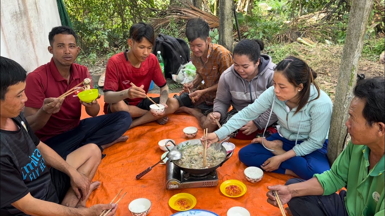 Cá đồng nấu canh chua cây Chuối Trải nghiệm săn bắt một ngày trên đồng cùng anh em VXĐ 630 ￼