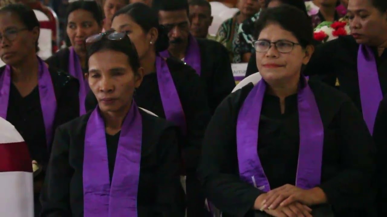 IBADAH MINGGU SEKALIGUS PEMBUKAAN SIDANG KE 42
