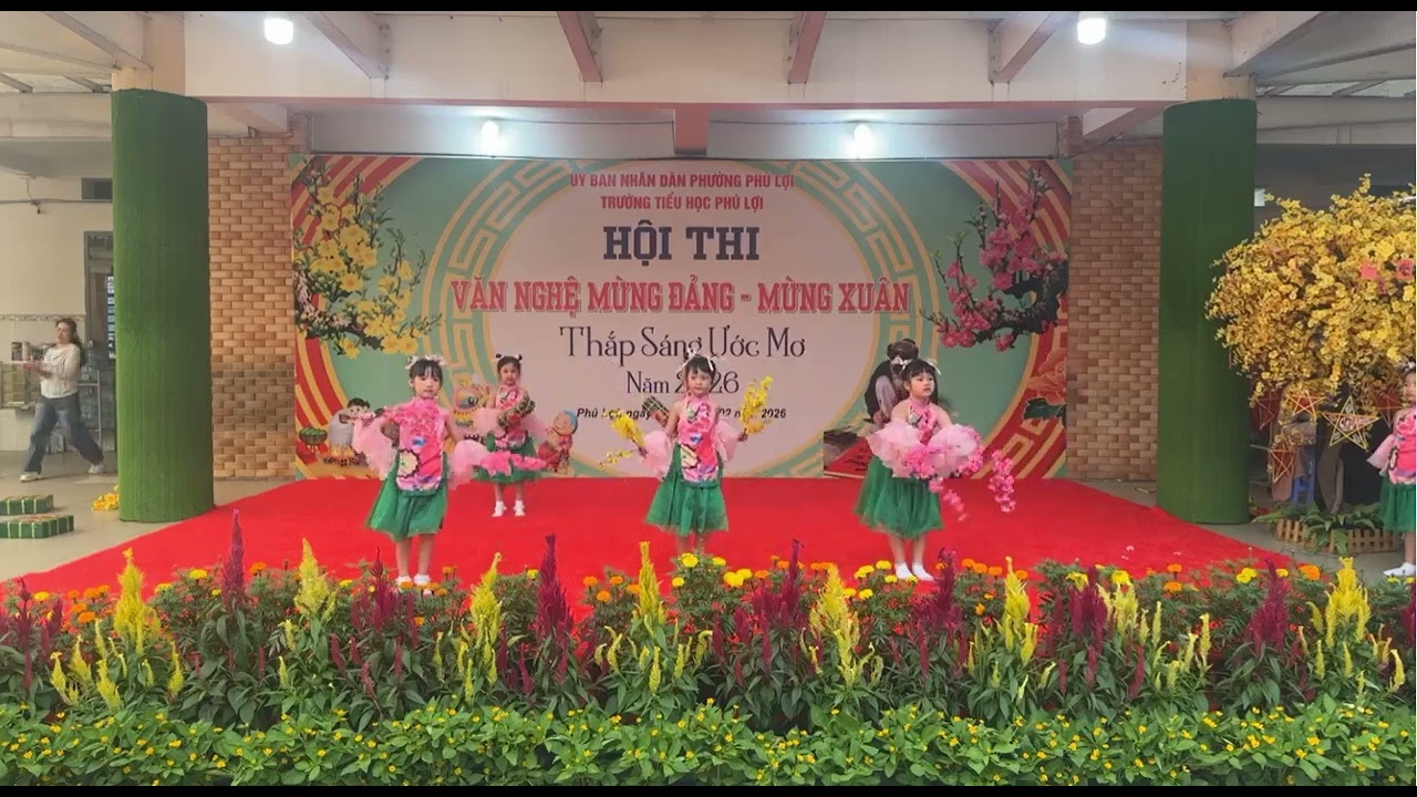 Mash up Tết