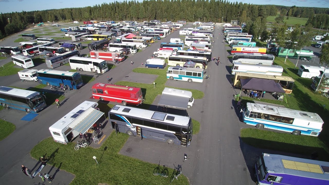 Kylähullut Kulkurit 20v juhlatapaaminen
