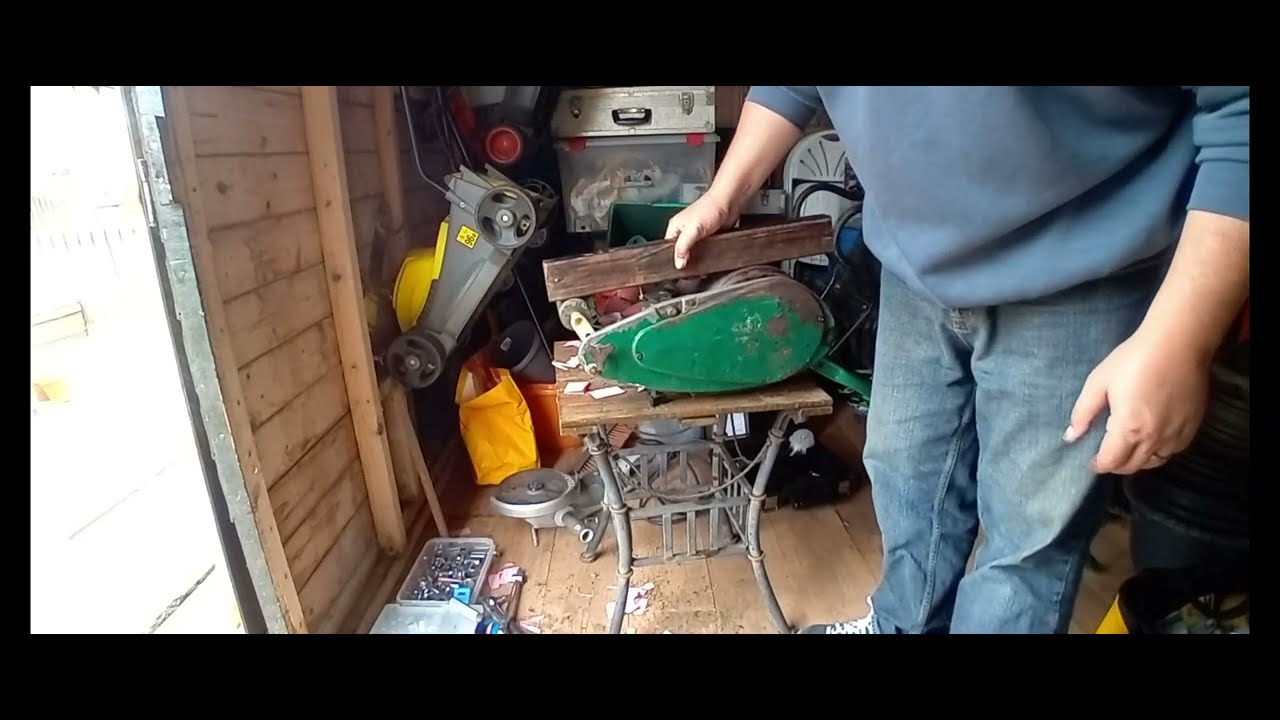 Sharpening My Cylinder Blade On My Qualcast Panther 30s  Mower #reelmower #lawn #mowing #stripes