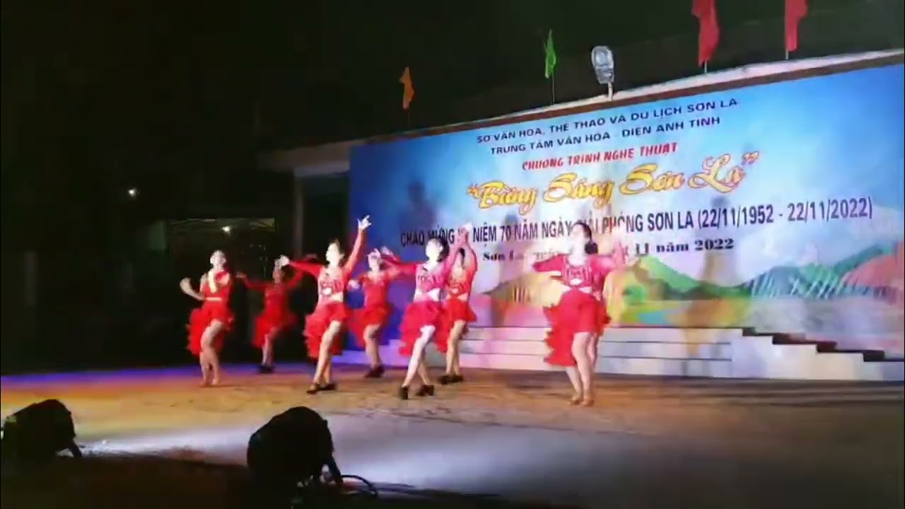 Vũ điệu Samba - CLB Khiêu vũ Hoa Đào  chào mừng 70 năm ngày Giải phóng Sơn La | CLB Khiêu vũ Hoa Đào