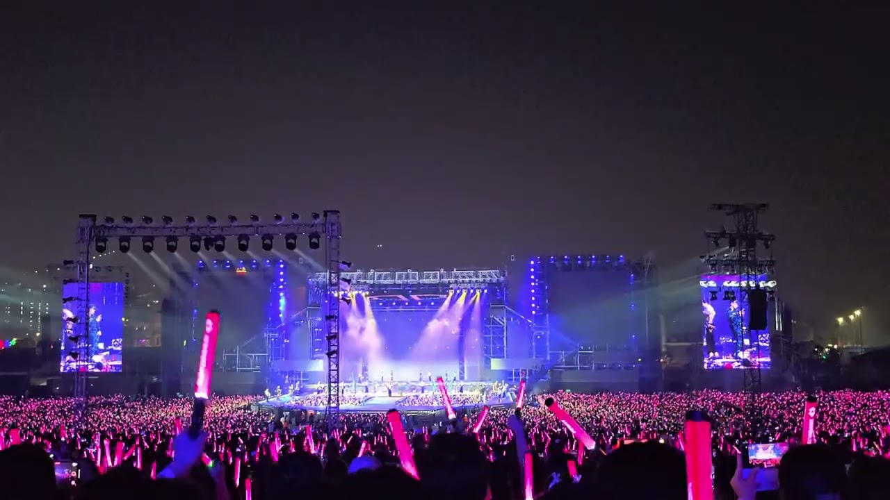 [Fancam] CHIẾC KHĂN PIÊU - ATVNCG CONCERT