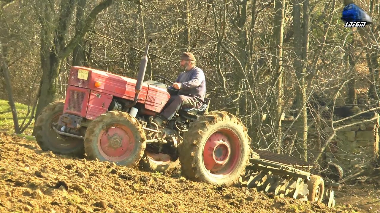 🚜 UTB 445 4x4 la Discuit pe un Teren Înclinat în Bihor