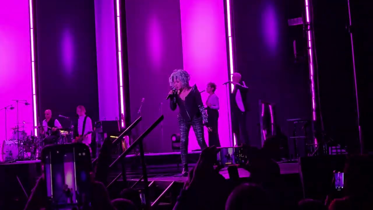 Cyndi Lauper - When You Were Mine || Live in Paris - 28.02.2025